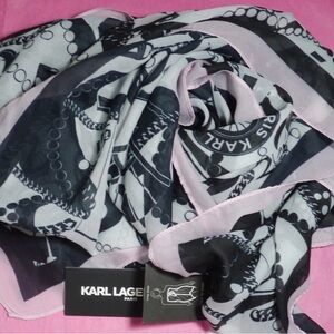 NWT Karl Lagerfeld Paris Scarf